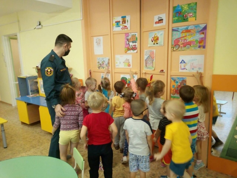 Занятие по пожарной безопасности в детском саду