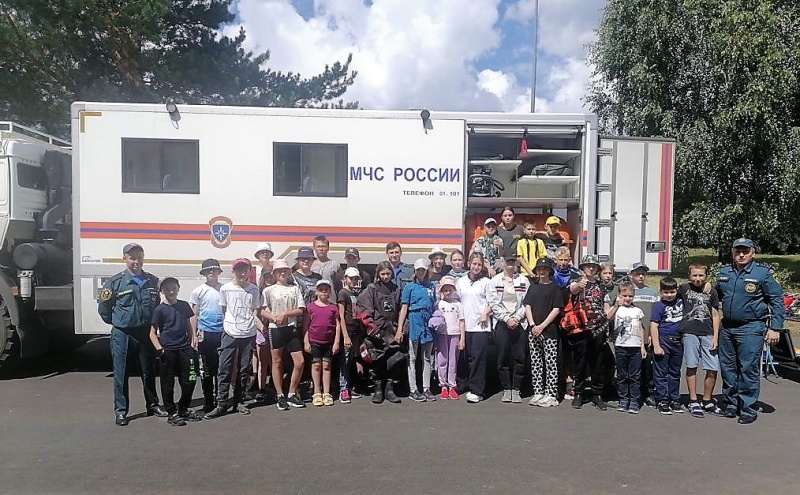 Занятие в детском оздоровительном лагере