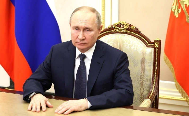 Обращение Президента России Владимира Путина по случаю Дня спасателя