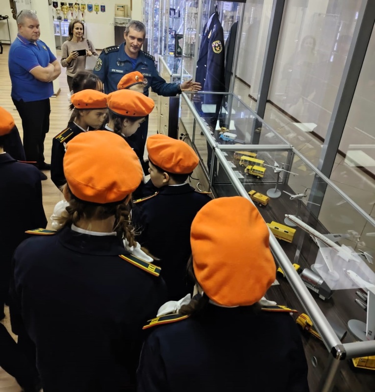 Кадеты МЧС на экскурсии