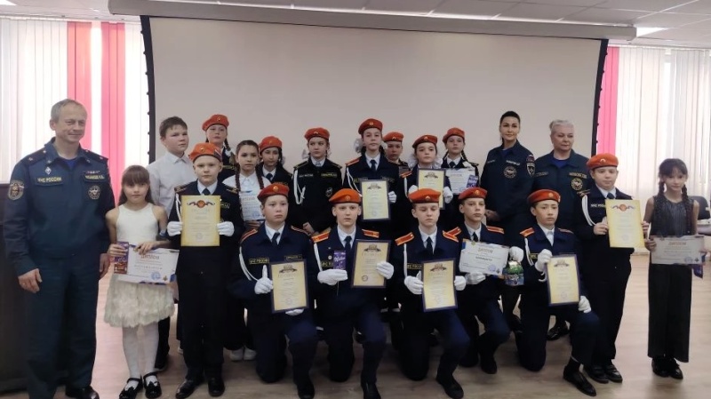 Подведение итогов конкурса рисунков и торжественный прием для кадетов