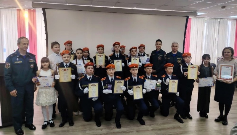 Подведение итогов конкурса рисунков и торжественный прием для кадетов