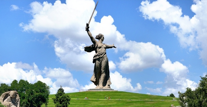 МЫ ПОМНИМ, МЫ ГОРДИМСЯ: СТАЛИНГРАДСКАЯ БИТВА