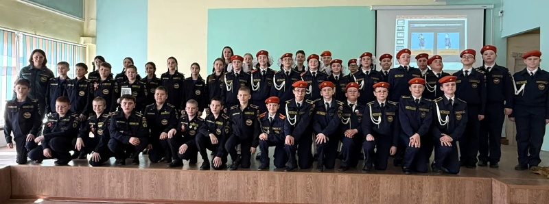 Занятие по гражданской обороне в школе