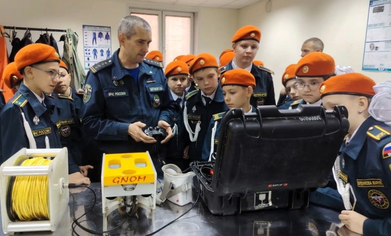 Кадеты МЧС школы № 13 в гостях у  ФГКУ «Национальный горноспасательный центр»