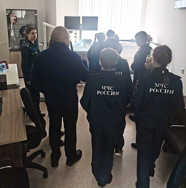 Кадеты МЧС школы № 13 в гостях у  ФГКУ «Национальный горноспасательный центр»