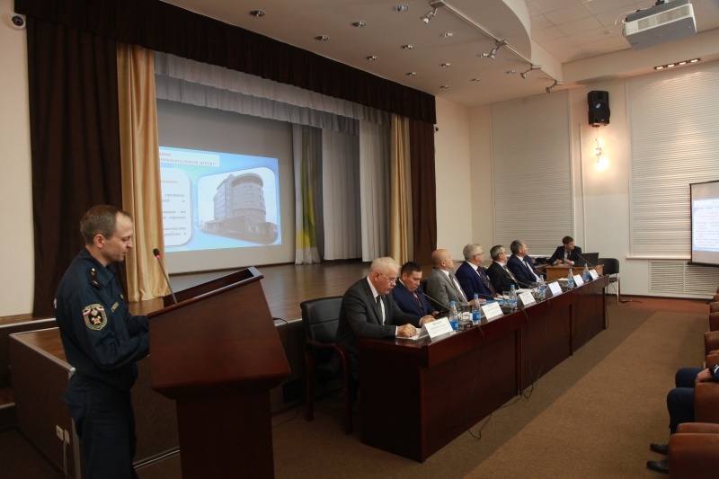 На международном семинаре по промышленной безопасности прозвучал доклад о деятельности Национального горноспасательного центра