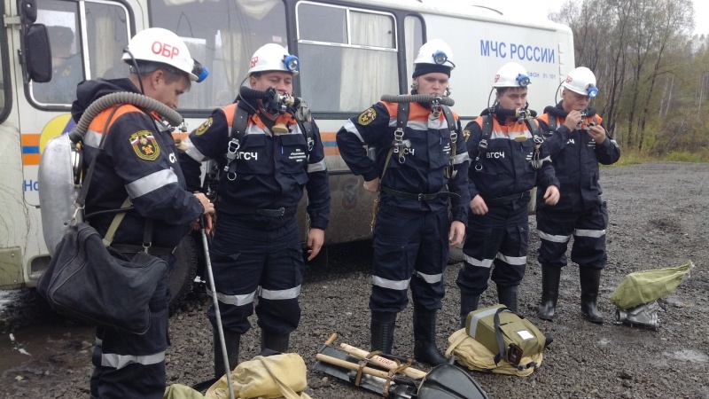 Горноспасатели отряда быстрого реагирования ФГКУ «Национальный горноспасательный центр» приняли участие в совместном контрольно-тактическом учении на шахте «Юбилейная»