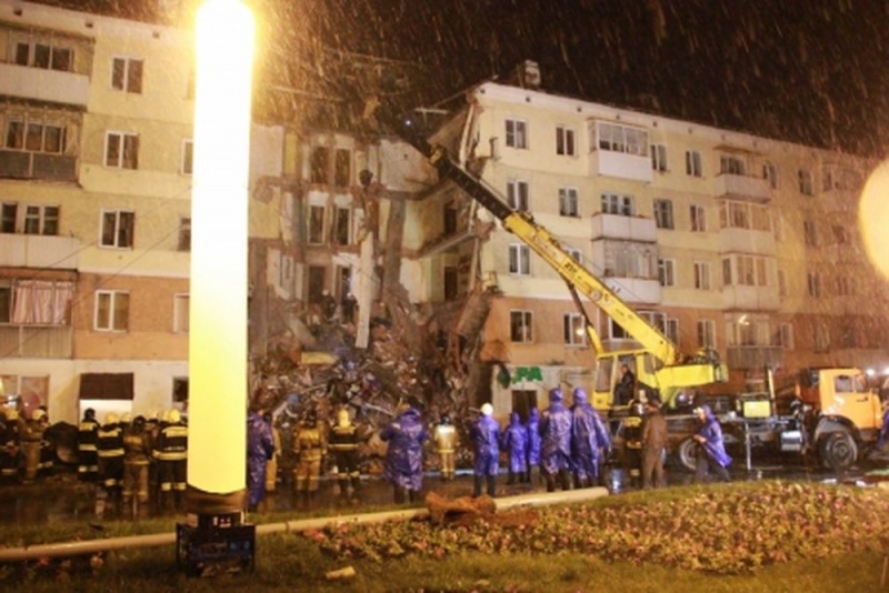 Ликвидация последствий обрушения дома в Междуреченске