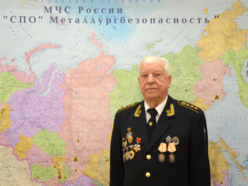 Борис Григорьевич Крохалев